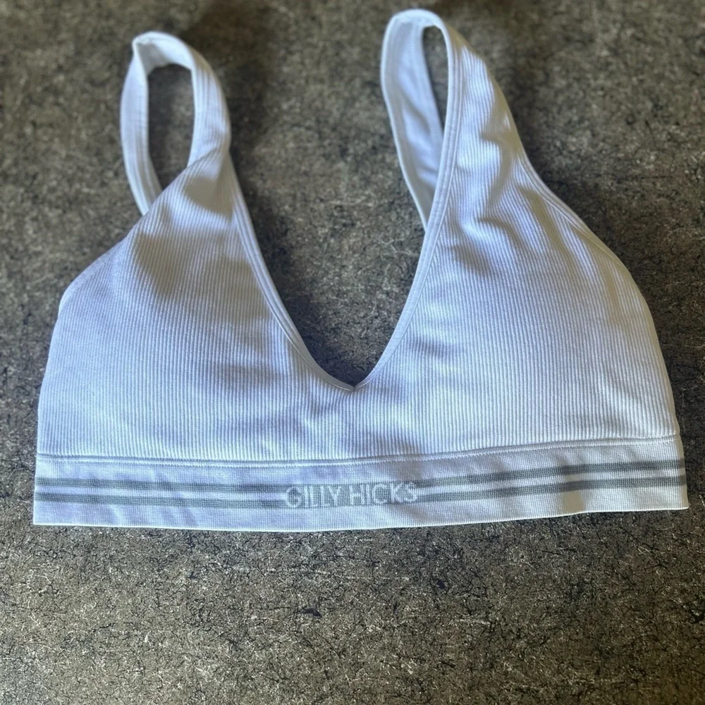 Gilly Hicks White Ribbed Bralette Medium Removable Pads